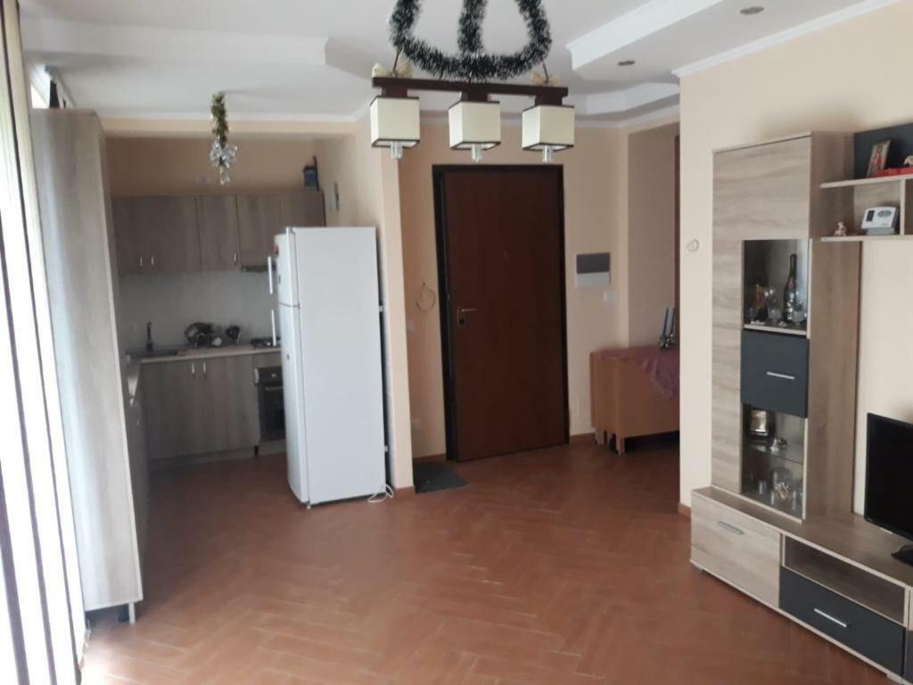 Casa Francesca Apartment Comanesti  ภายนอก รูปภาพ